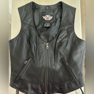 Harley Davidson Leather Vest size M excellent condition